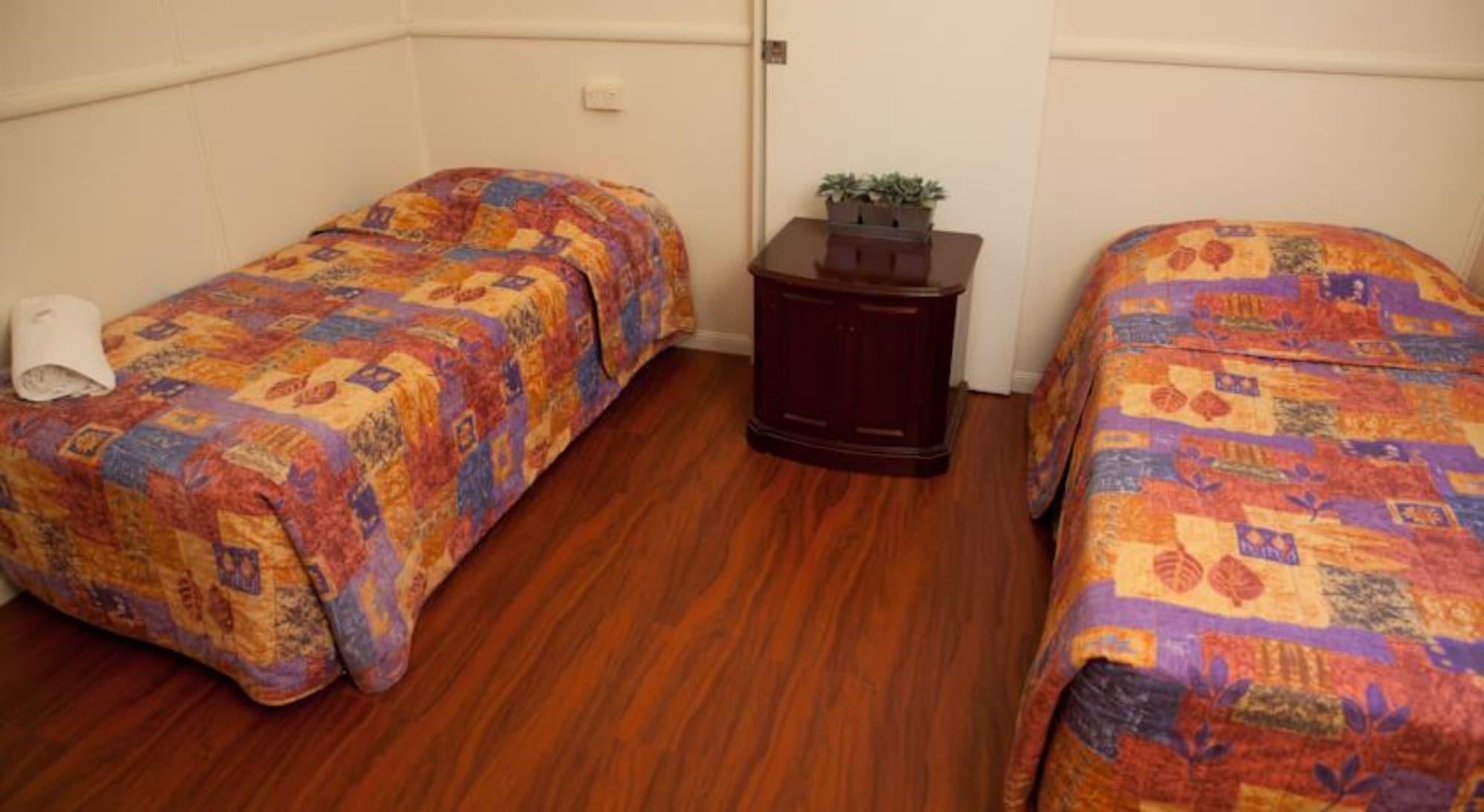Strand Motel ทาวน์วิล ภายนอก รูปภาพ