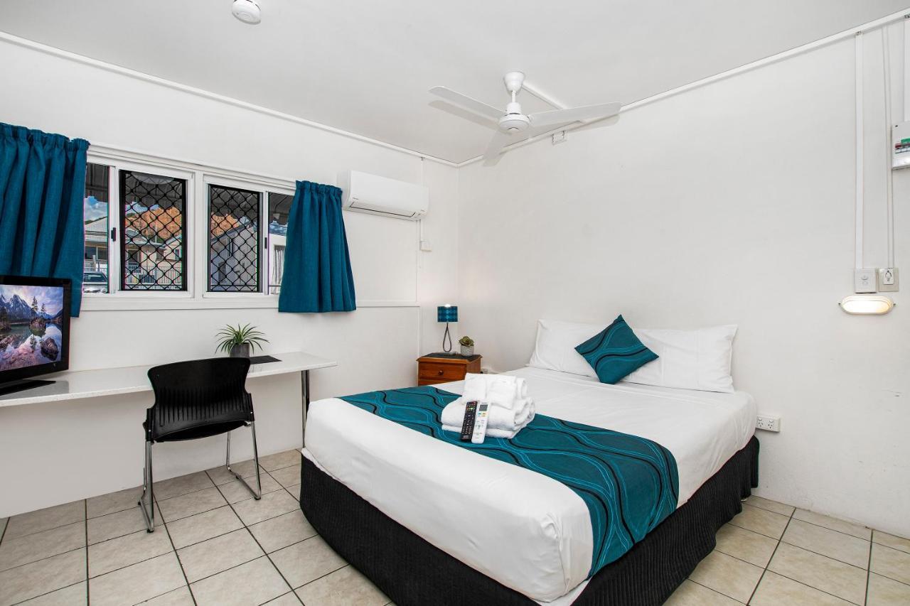 Strand Motel ทาวน์วิล ภายนอก รูปภาพ